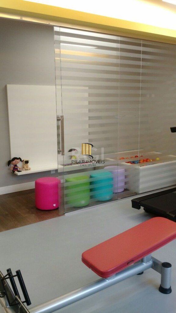 Apartamento para Venda - 65m², 2 dormitórios, sendo 1 suites, 1 vaga - Humaitá