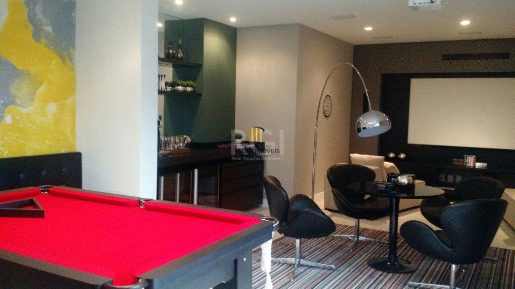 Apartamento para Venda - 65m², 2 dormitórios, sendo 1 suites, 1 vaga - Humaitá