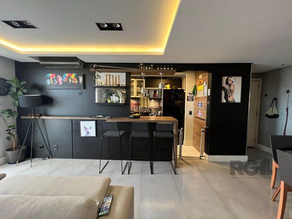 Apartamento para Venda - 73m², 3 dormitórios, sendo 1 suites, 2 vagas - Jardim Itu Sabará