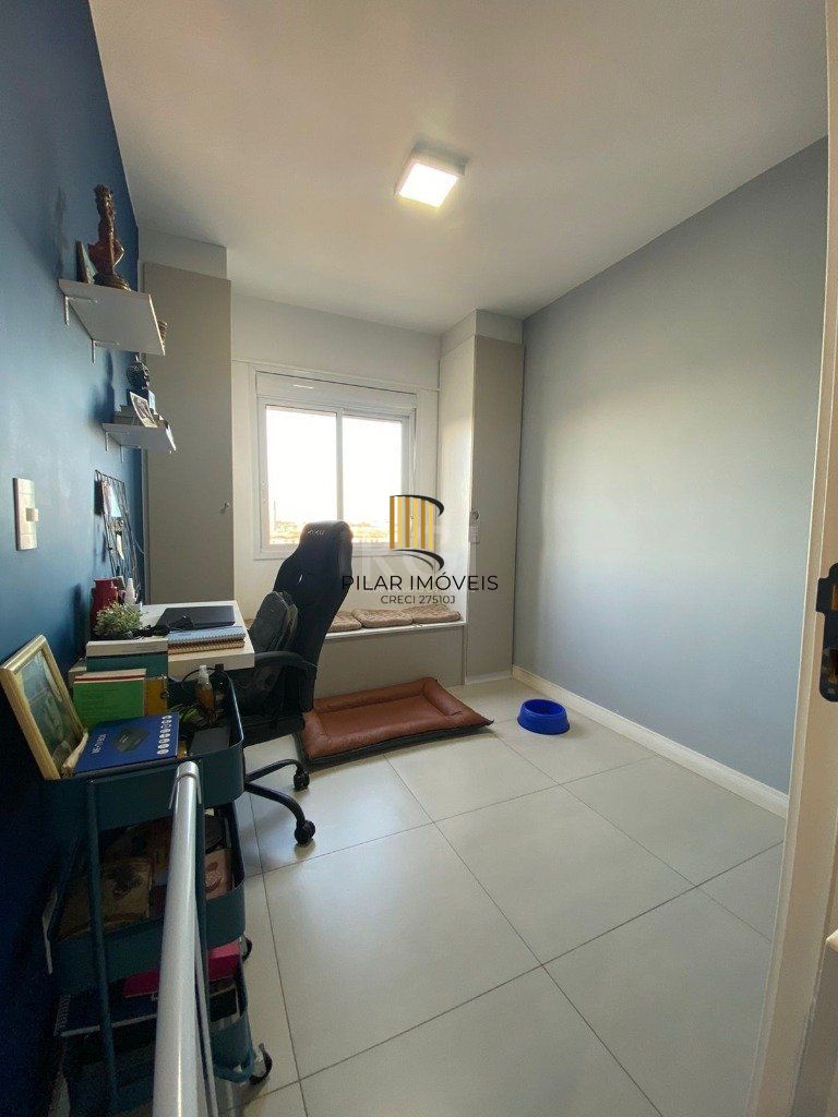 Apartamento para Venda - 65m², 2 dormitórios, sendo 1 suites, 1 vaga - Humaitá