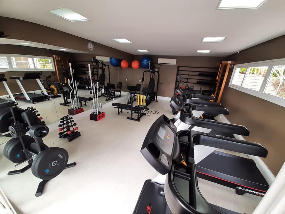 Apartamento garden com pátio gigante. Infra completa, a 5 min do Iguatemi.