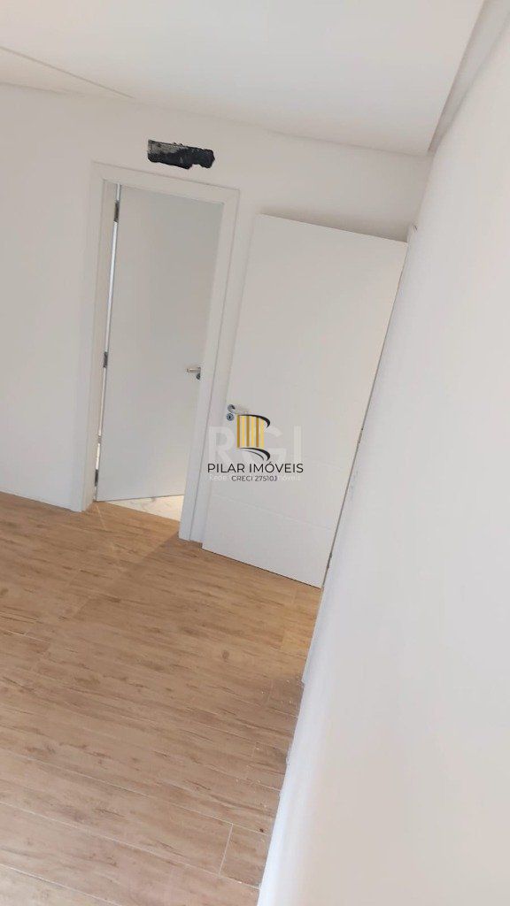 Casa Condominio para Venda - 330m², 3 dormitórios, sendo 3 suites, 2 vagas - Querência