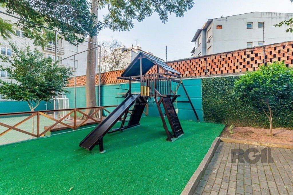 Apartamento 2 Dormitório(s) Bairro Passo da Areia