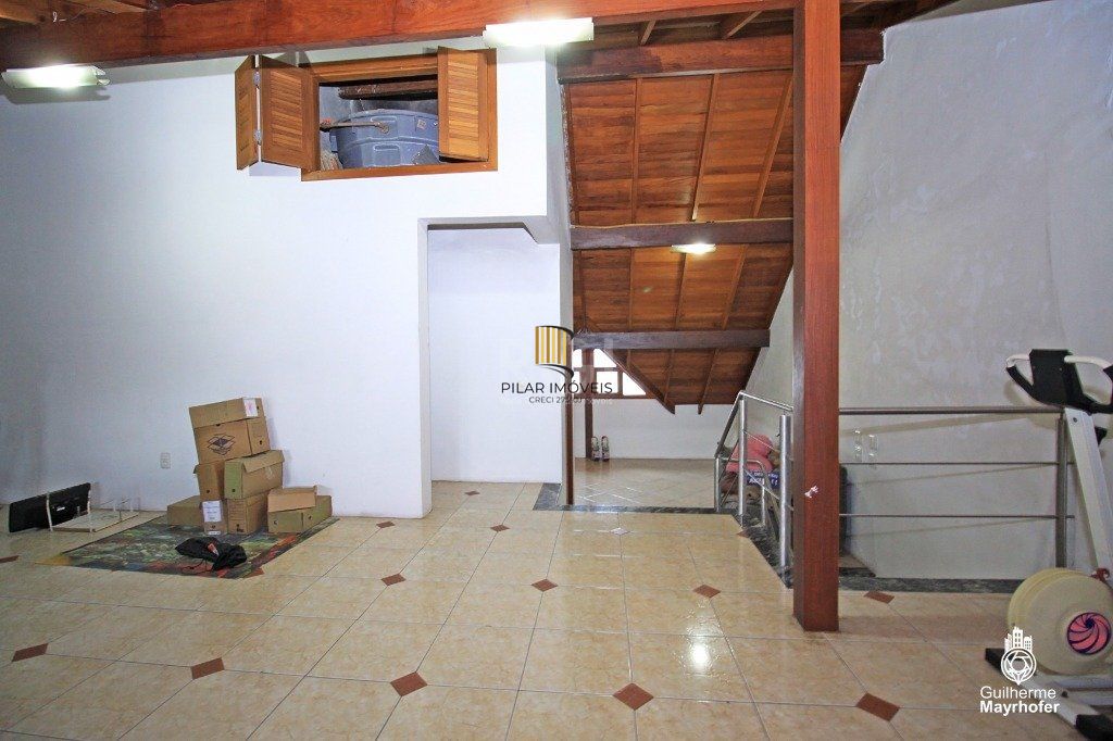 Casa Condominio para Venda - 320m², 3 dormitórios, sendo 2 suites, 3 vagas