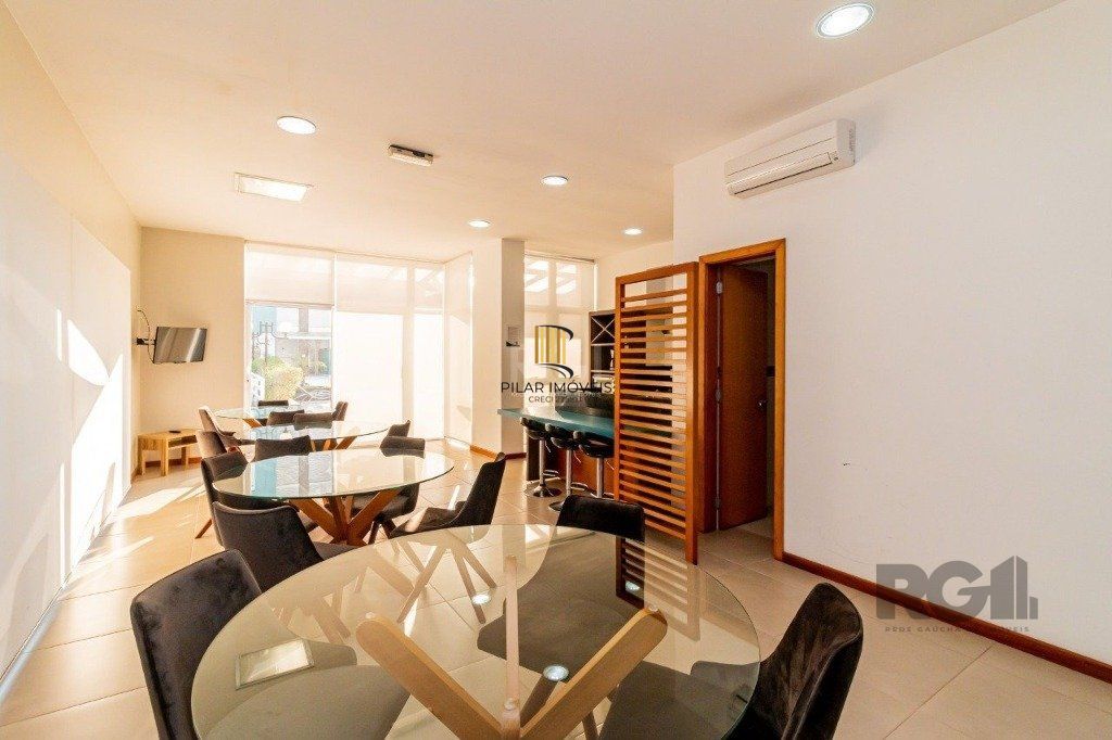 Apartamento 2 Dormitório(s) Bairro Passo da Areia