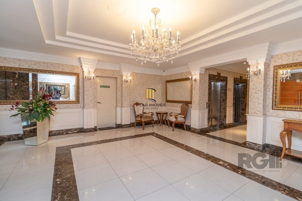 Excelente apartamento de 2 Dormitórios com 2 vagas a 50mts do Bourbon Country