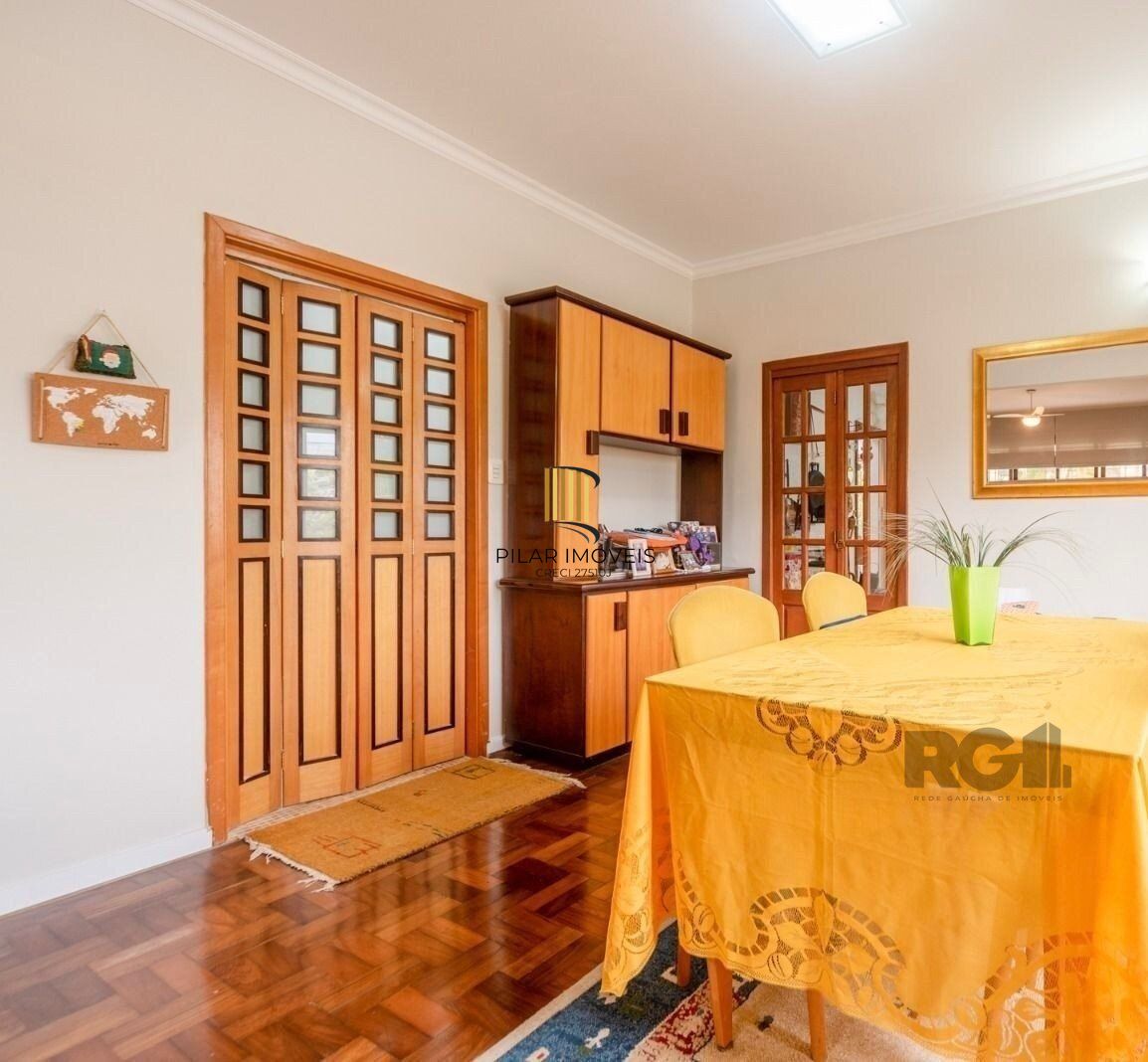 Casa 3 dormitórios no bairro Tristeza