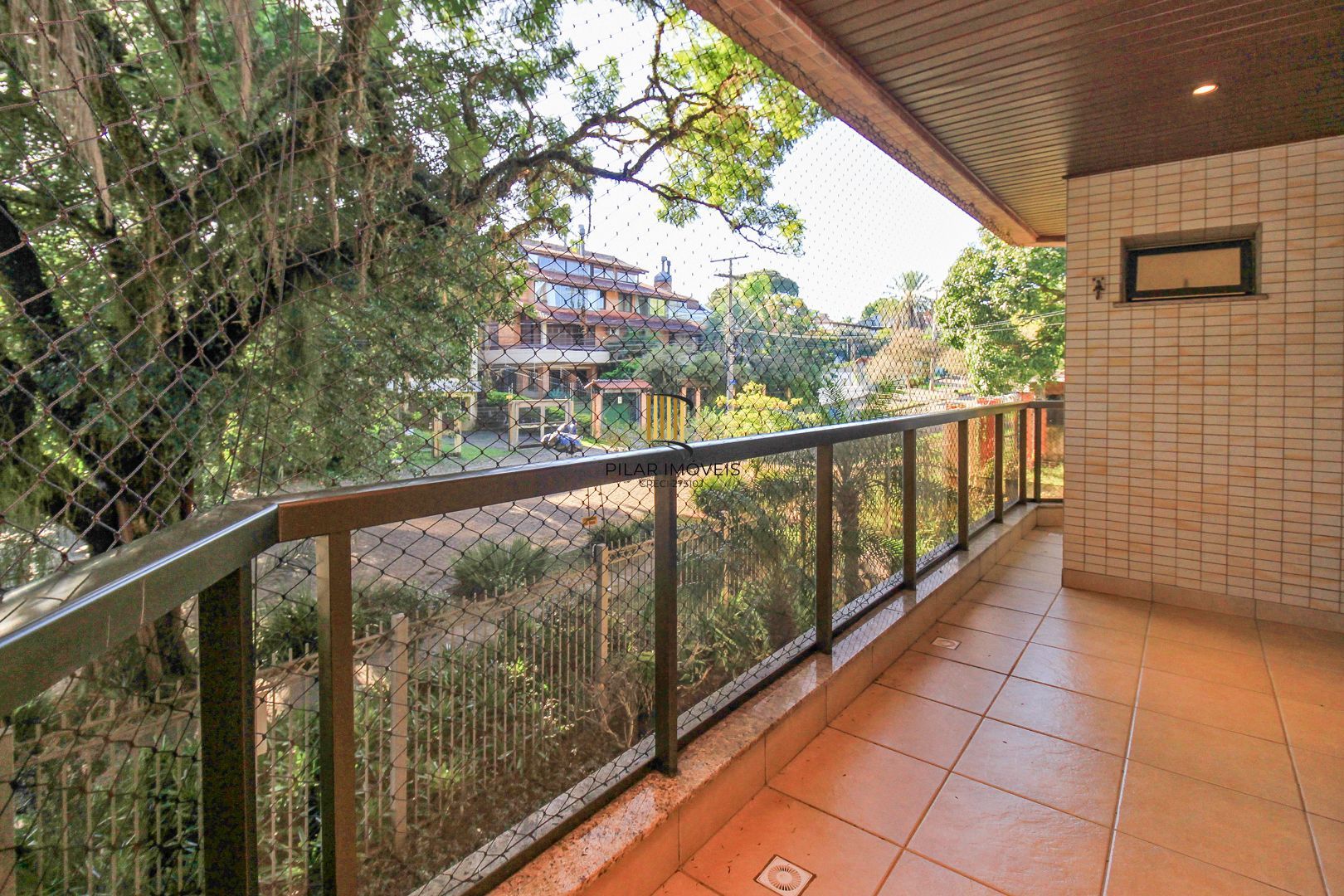 Apartamento alto padrão , 3 suítes, 3 vagas garagem, depósito, bairro Cristal