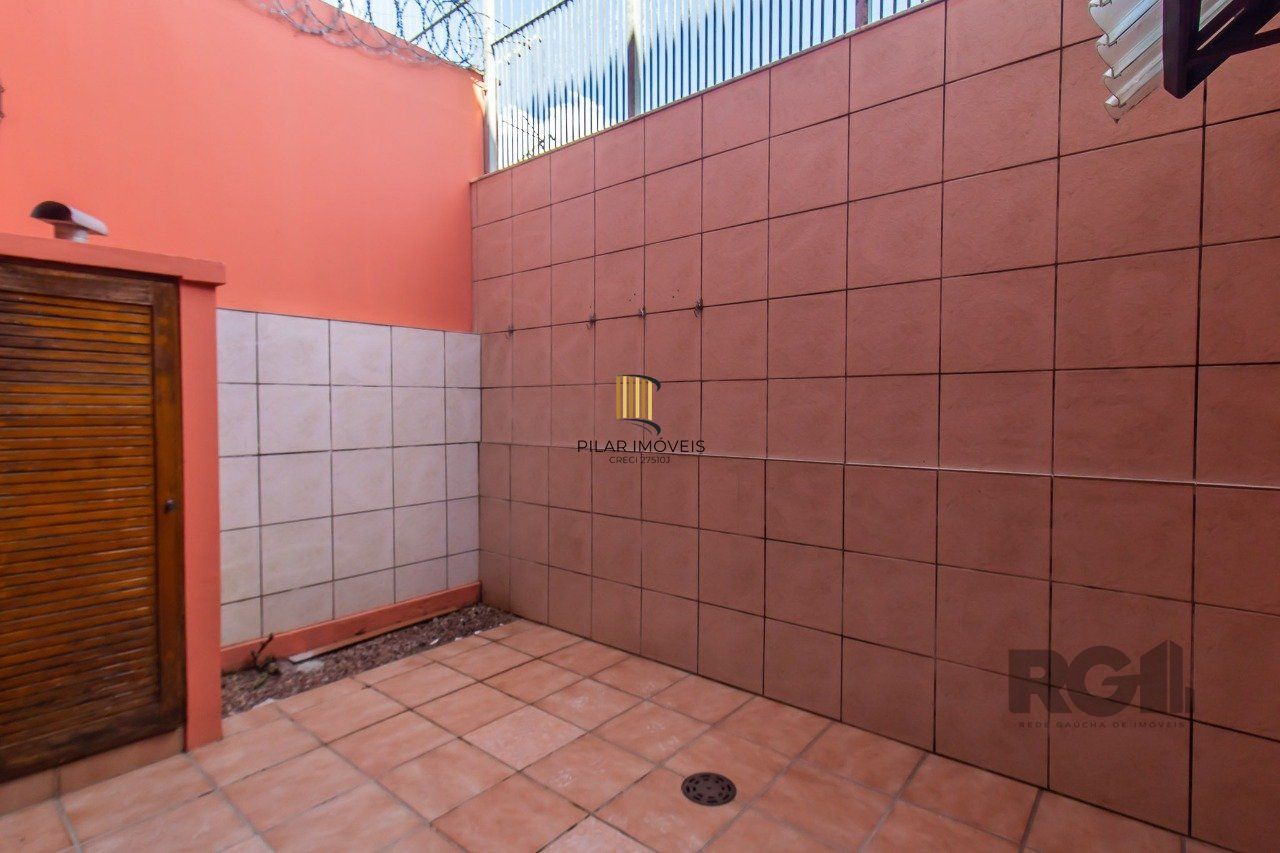 Casa de Condomínio 3 dormitórios no bairro Menino Deus