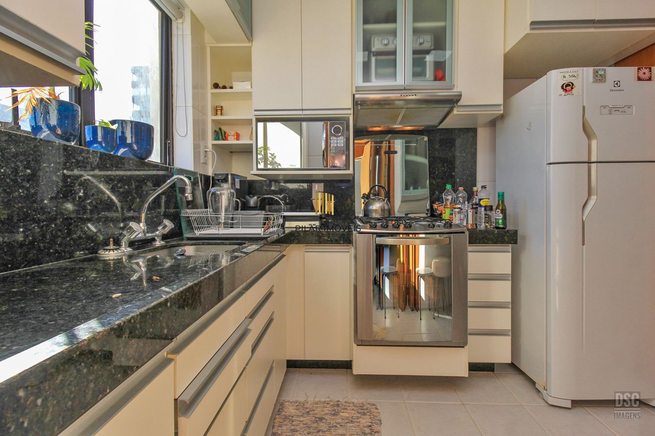 Apartamento , 3 dormitórios com suíte, 2 vagas de garagem, bairro Bela Vista