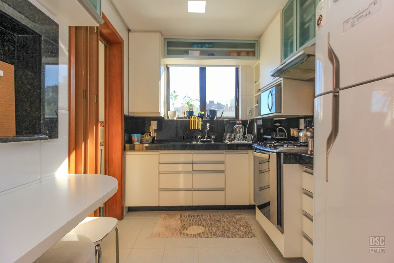 Apartamento , 3 dormitórios com suíte, 2 vagas de garagem, bairro Bela Vista