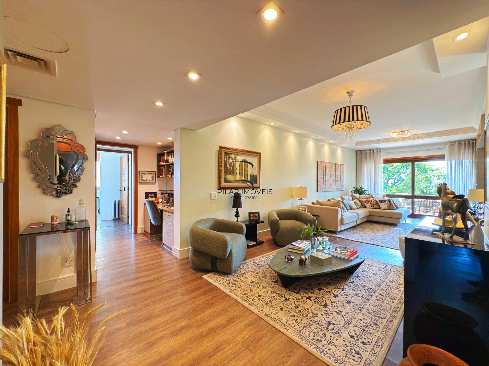 Apartamento 3 dormitórios no bairro Petrópolis