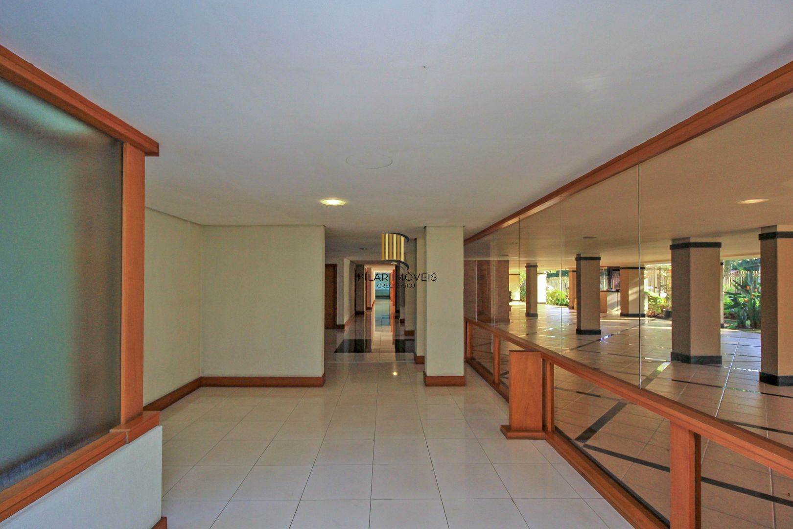 Apartamento alto padrão , 3 suítes, 3 vagas garagem, depósito, bairro Cristal