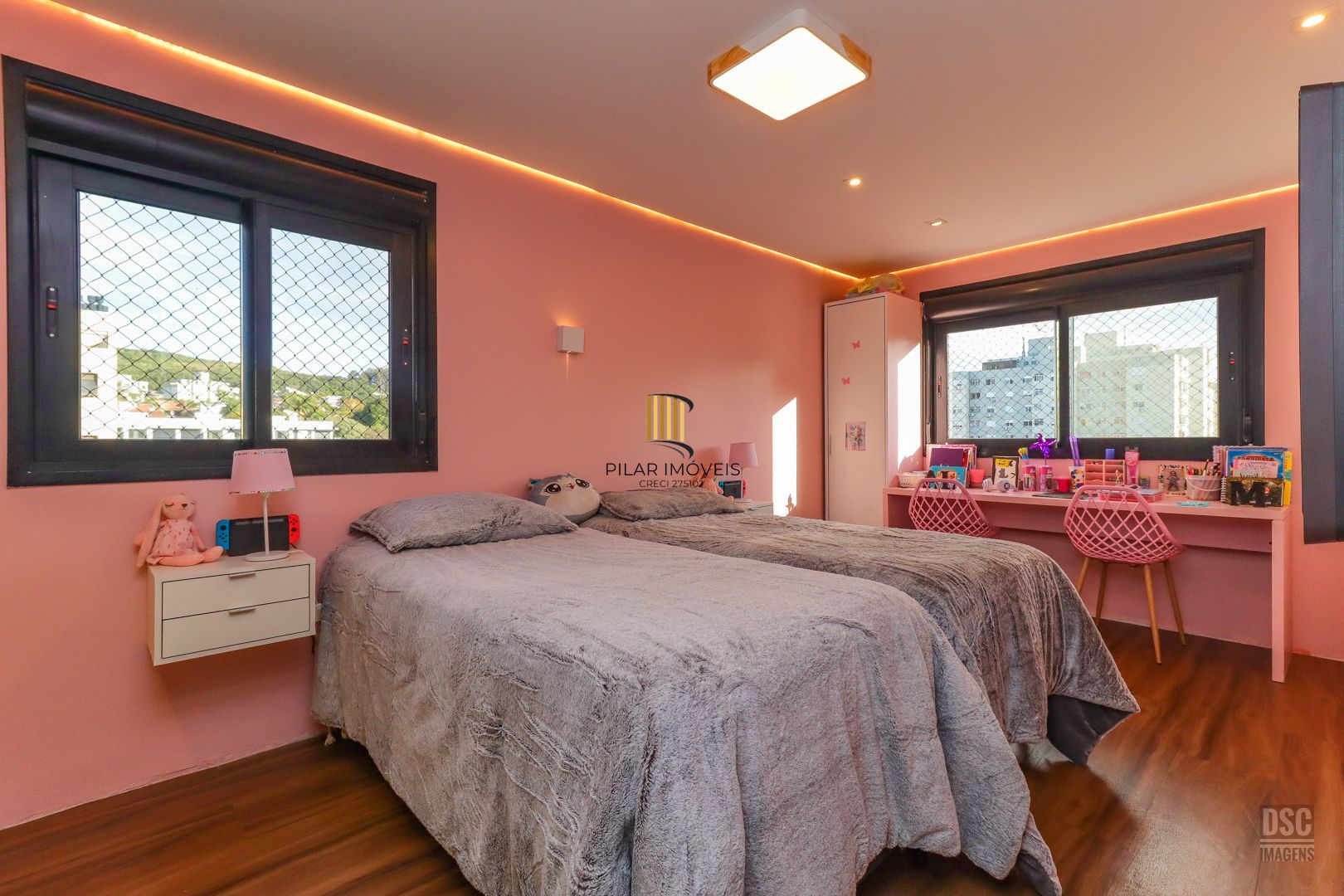 Apartamento 3 Dormitórios no Bairro Tristeza - Infra Lazer com Piscina Térmica