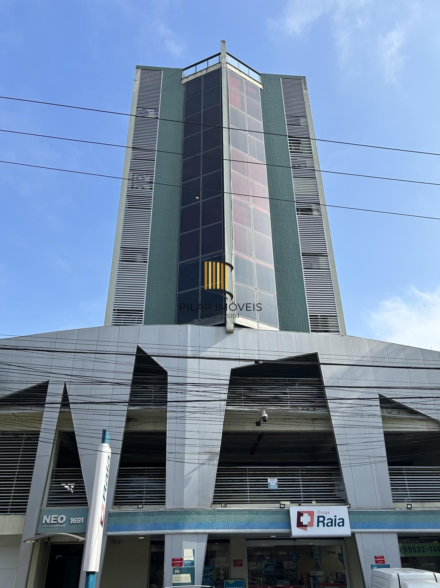 Sala Comercial no Menido Deus - Pilar Imóveis