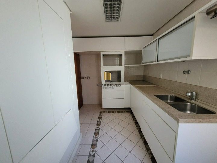Apartamento 3 dormitórios no bairro Ipanema