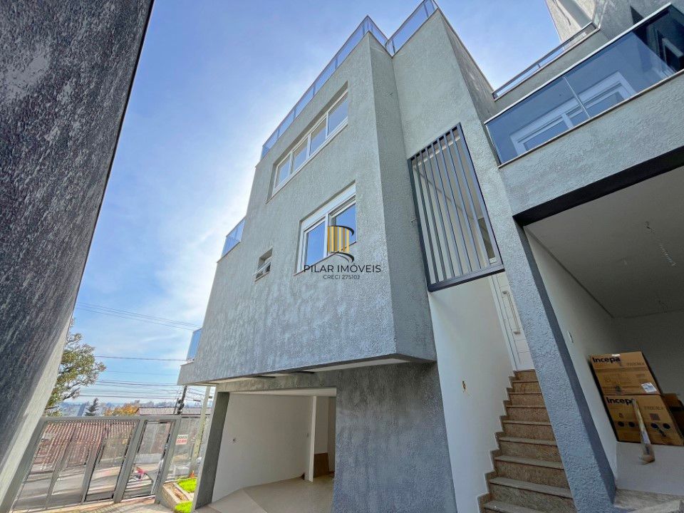 Casa de Condomínio 3 dormitórios no bairro Tristeza
