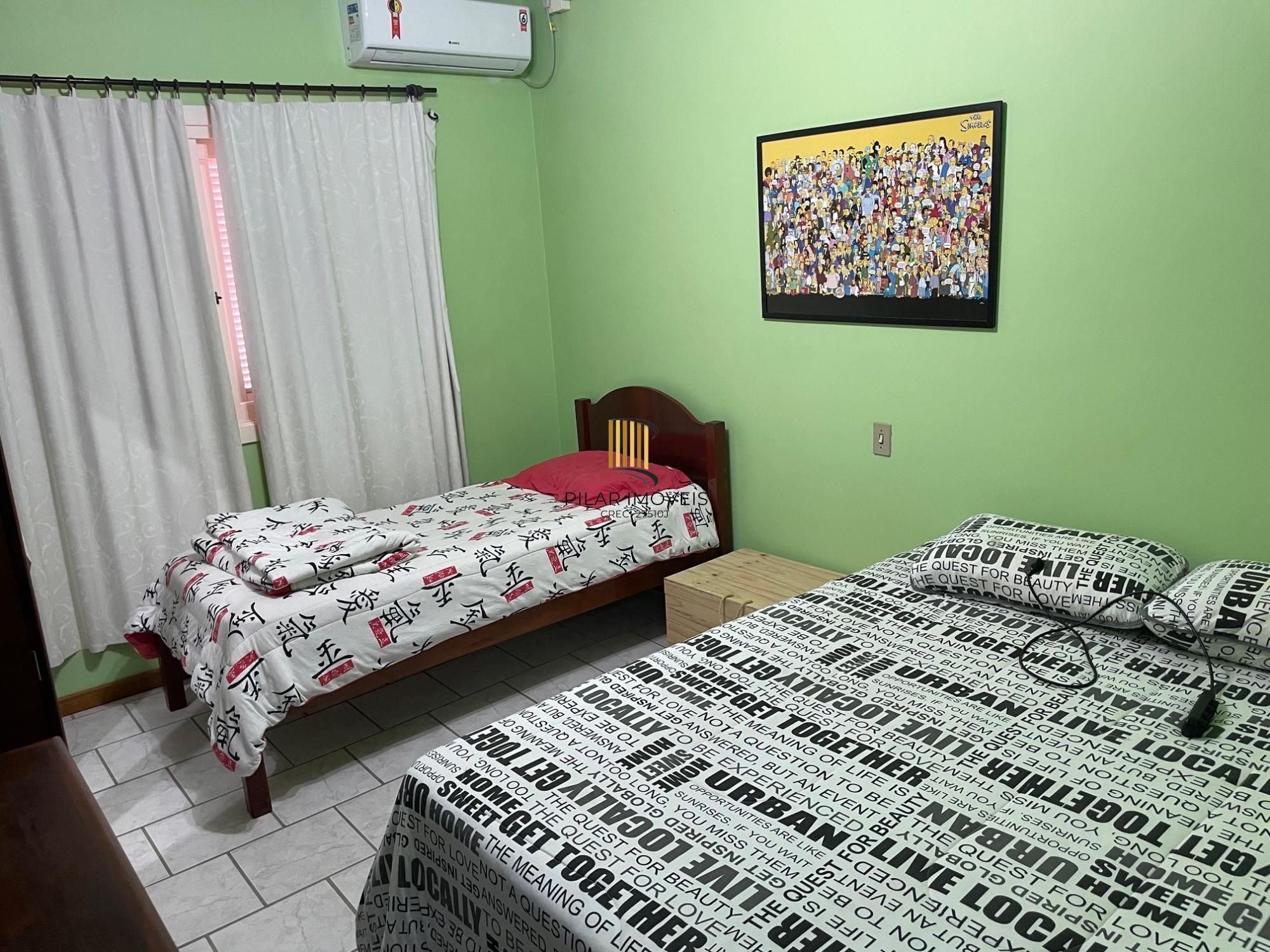 Casa 4 dormitórios no bairro Centro