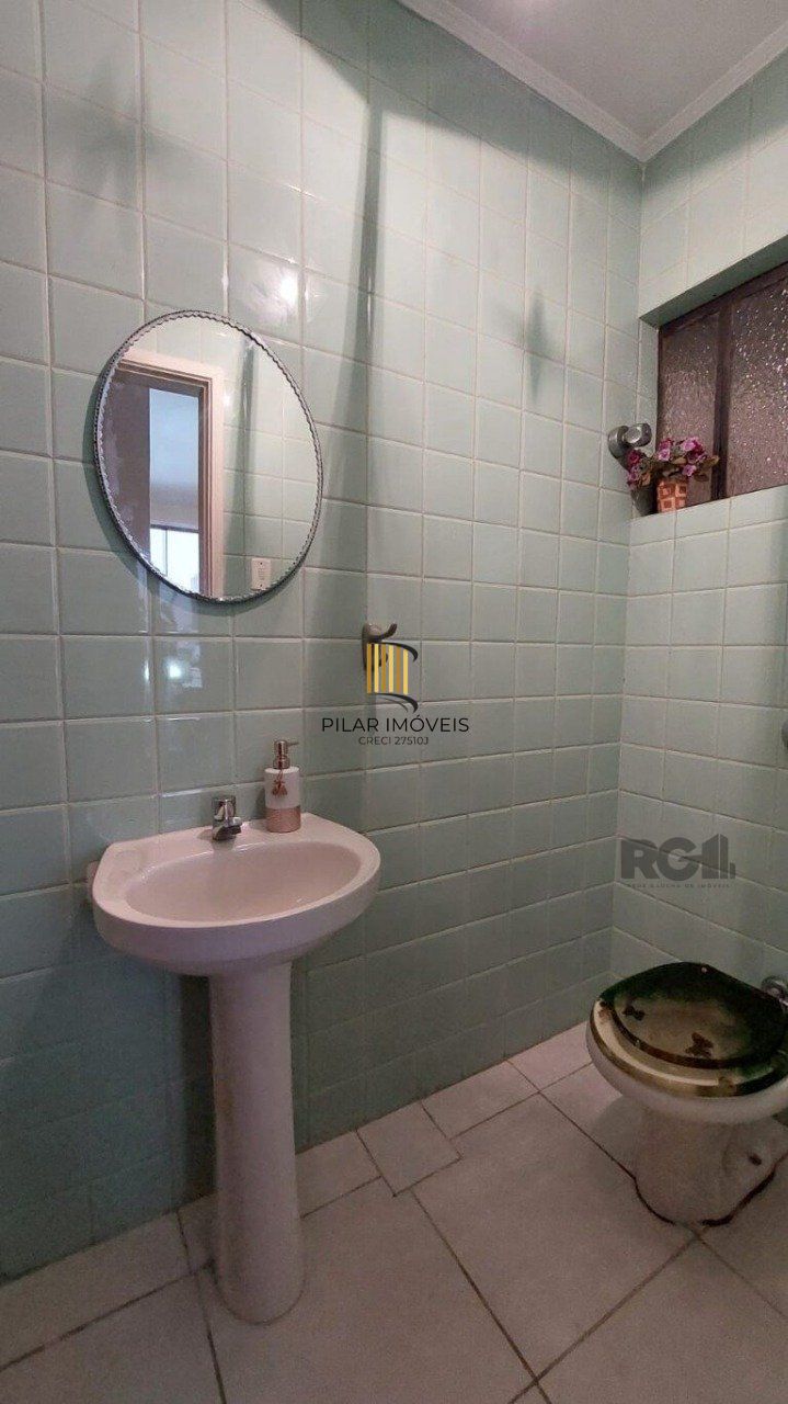 Apartamento 3 dormitórios no bairro Menino Deus