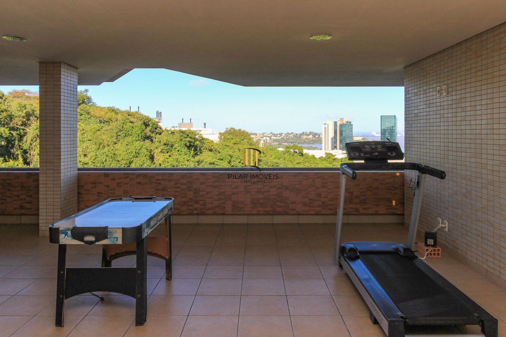Apartamento alto padrão , 3 suítes, 3 vagas garagem, depósito, bairro Cristal