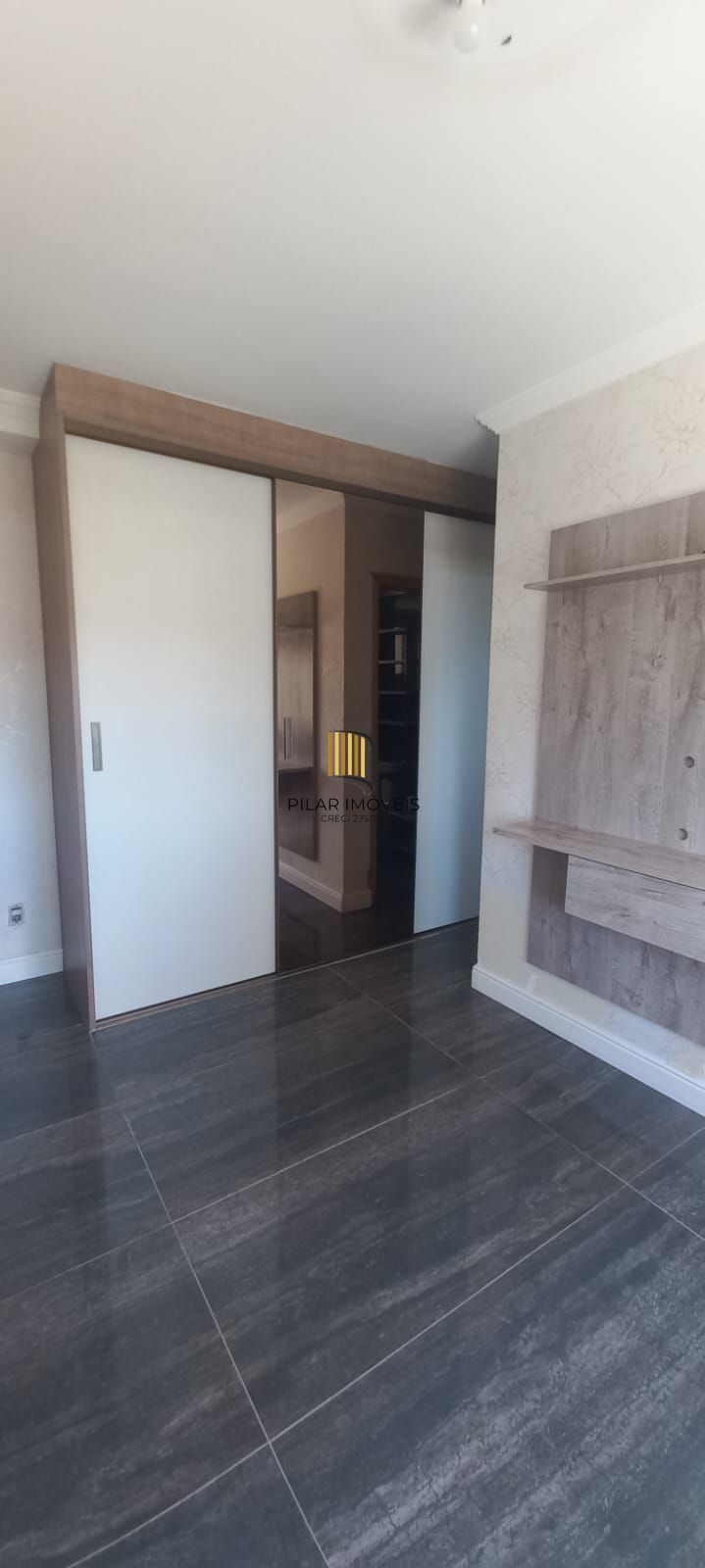 Apartamento de 3 dormitórios, 2 vagas cobertas, infra completa no Passo Da Areia