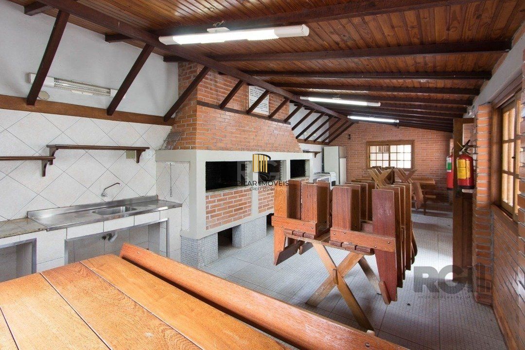 Apartamento 2 dormitórios no bairro Tristeza