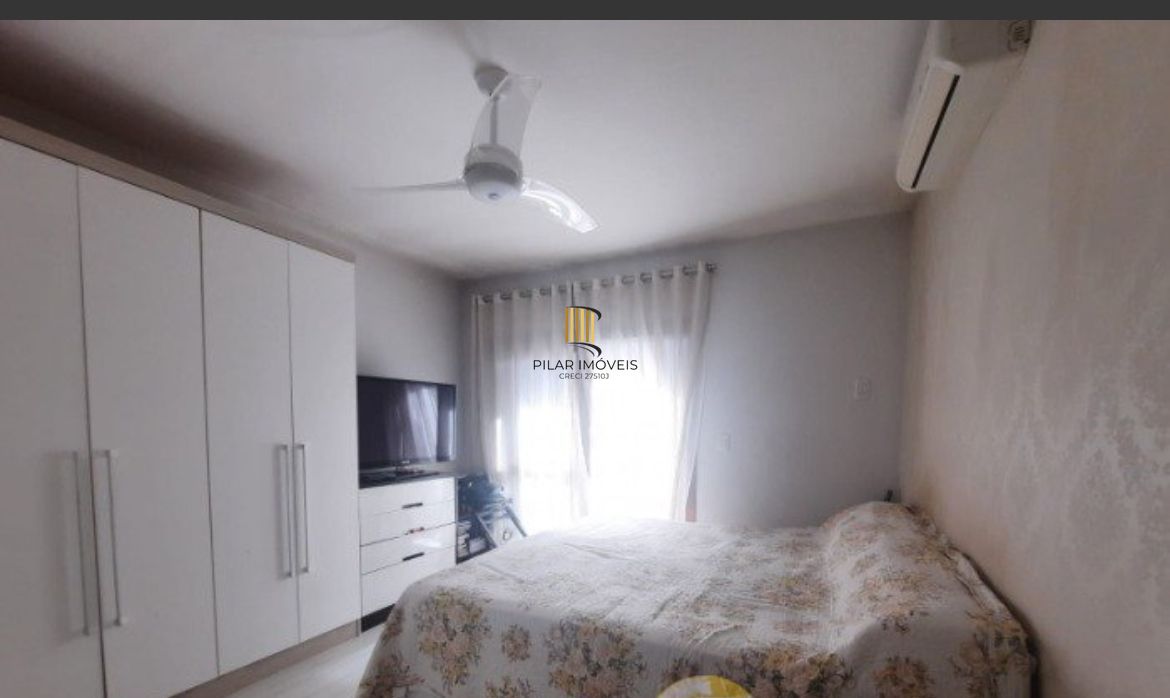 Casa de Condomínio 3 dormitórios no bairro Guarujá