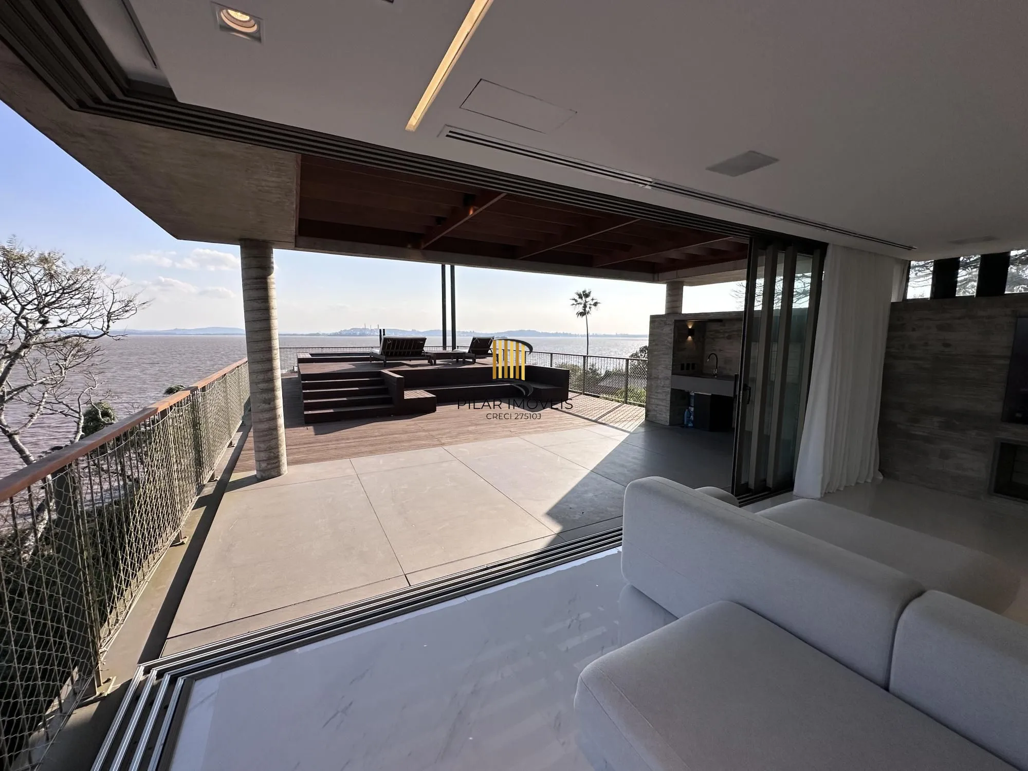 Casa em condomínio de alto padrão a venda no bairro Vila Conceição