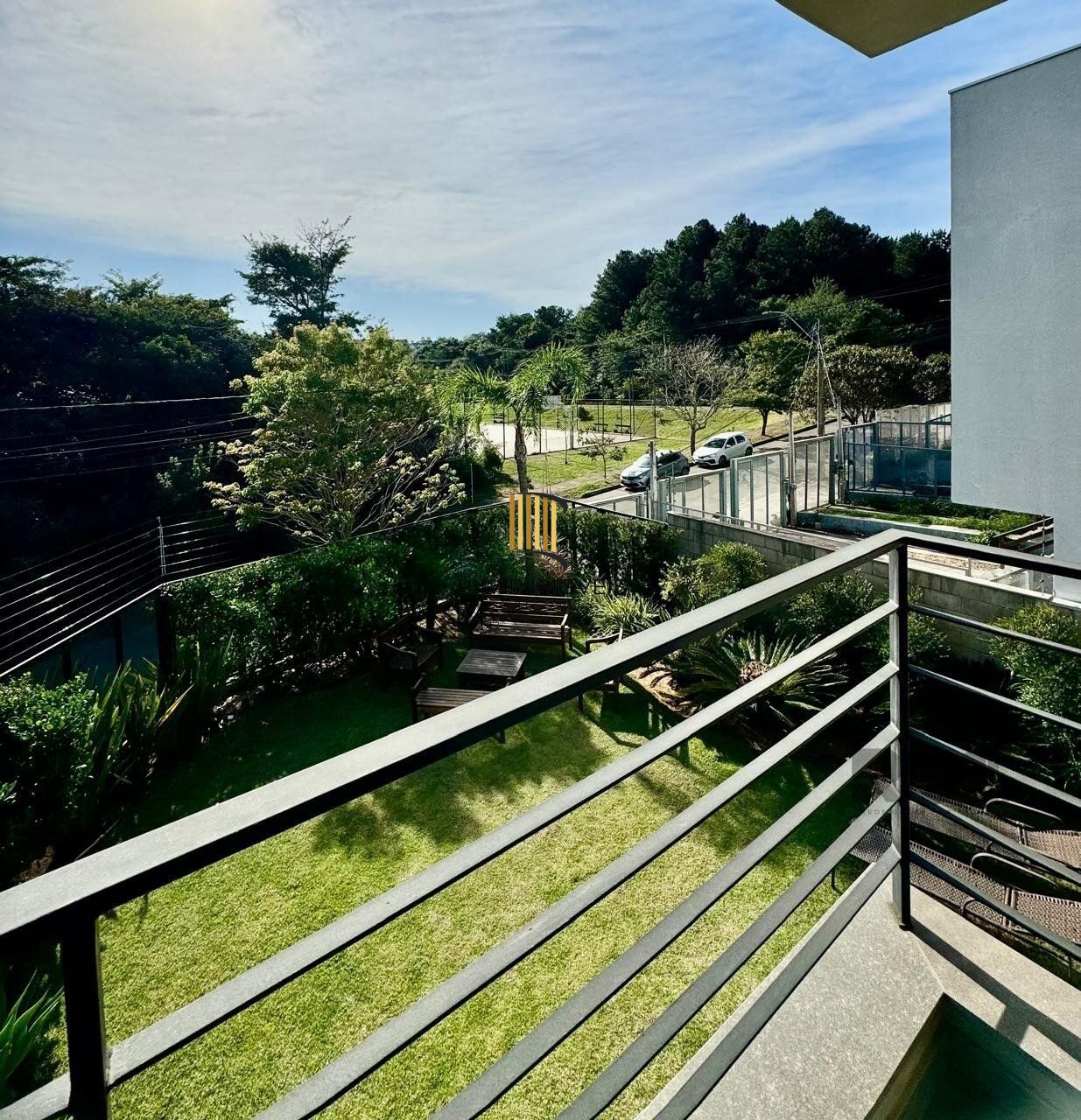 Casa 3 dormitórios no bairro Guarujá