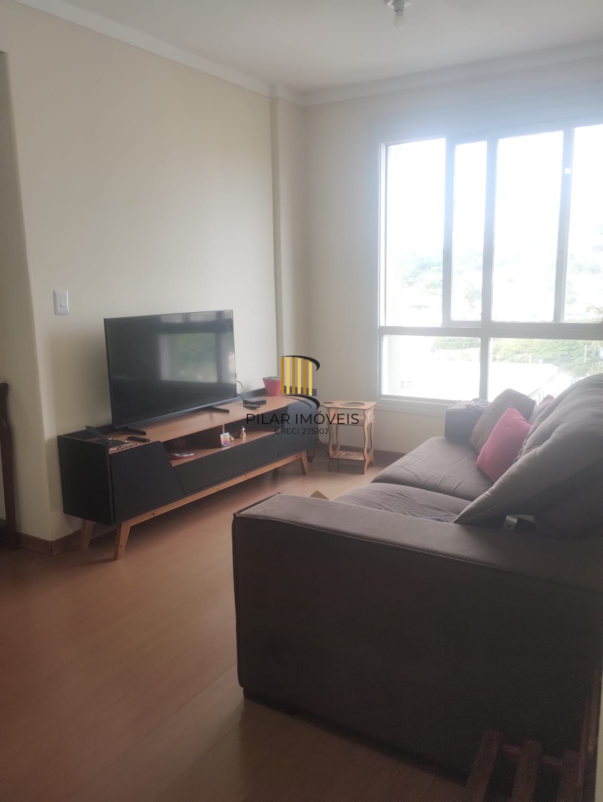 Apartamento 02 dormitótios na Av. Cavalhada com elevador e salão de festas. - Pilar Imóveis