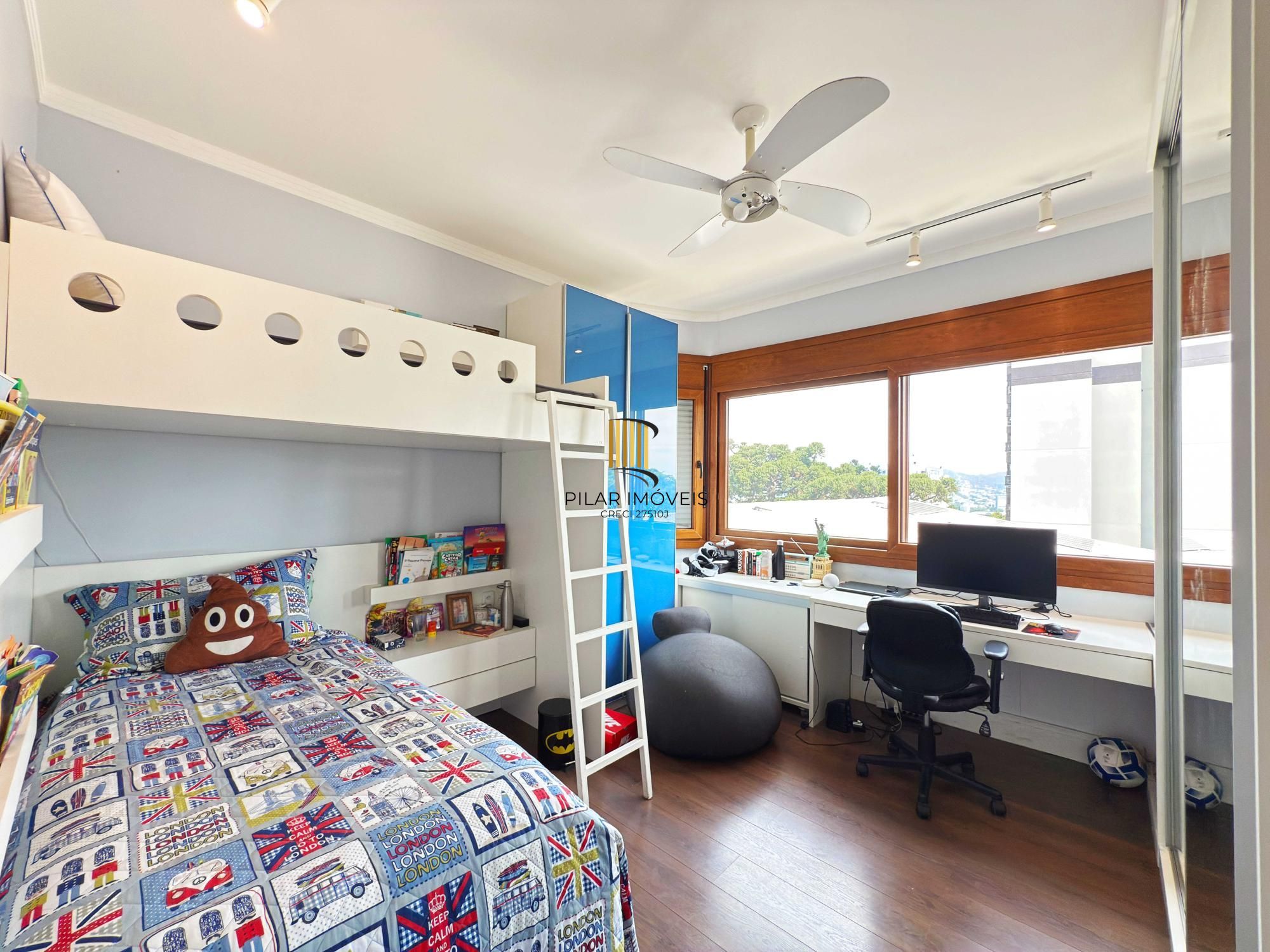 Apartamento 3 dormitórios no bairro Petrópolis