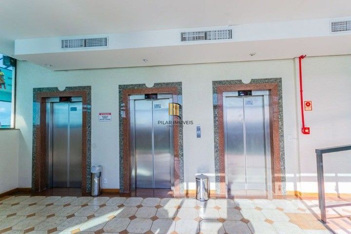 Flat 1 dormitório no bairro Praia de Belas