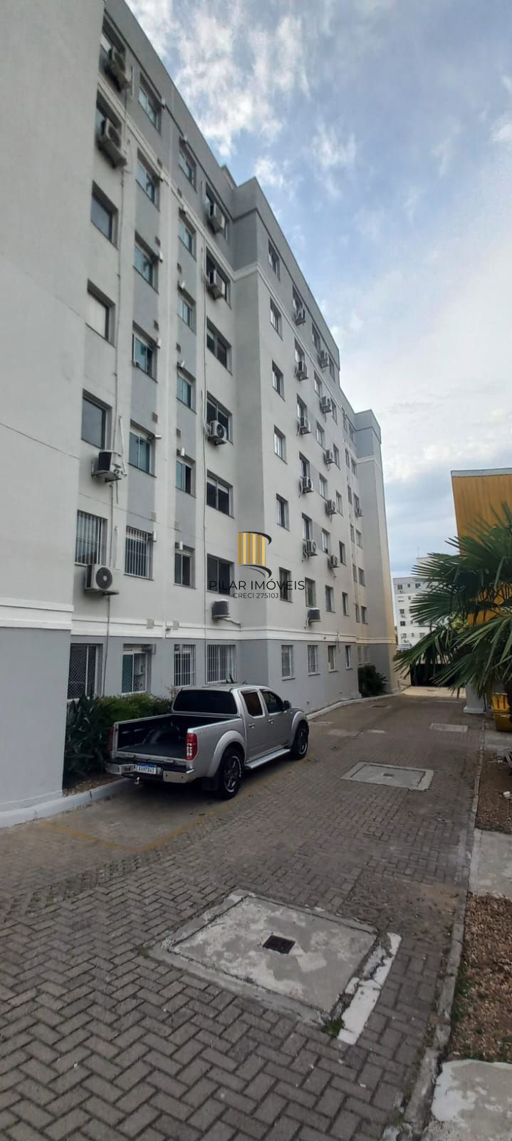 Apartamento dois dormitórios térreo no bairro Glória