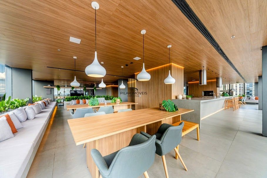 Loft no Condomínio Carlos Gomes Square no bairro Três Figueiras