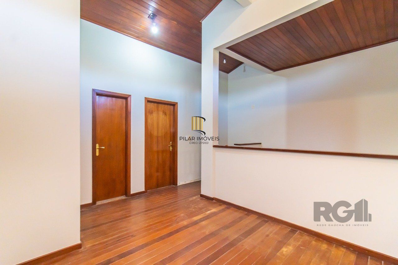 Casa de Condomínio 3 dormitórios no bairro Menino Deus