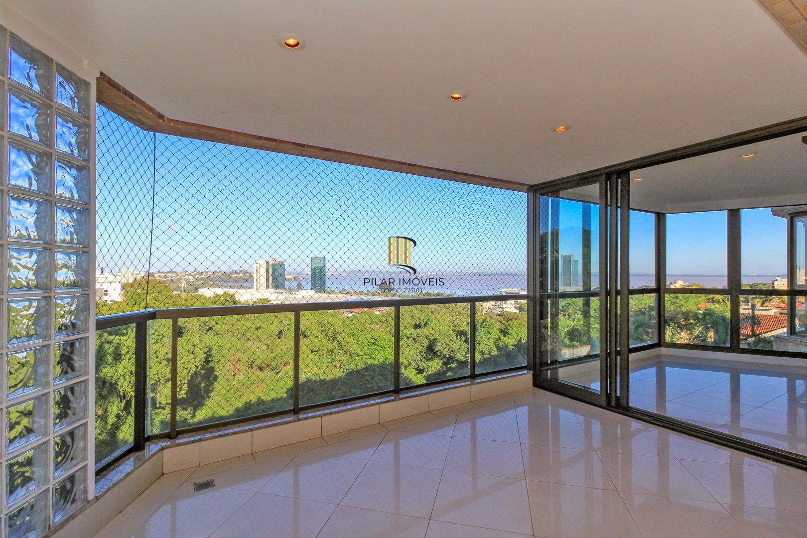 Apartamento alto padrão , 3 suítes, 3 vagas garagem, depósito, bairro Cristal - Pilar Imóveis