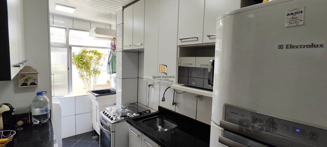 Apartamento 2 dormitórios no bairro Cavalhada