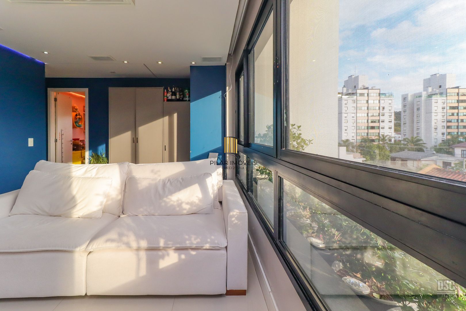Apartamento 3 Dormitórios no Bairro Tristeza - Infra Lazer com Piscina Térmica