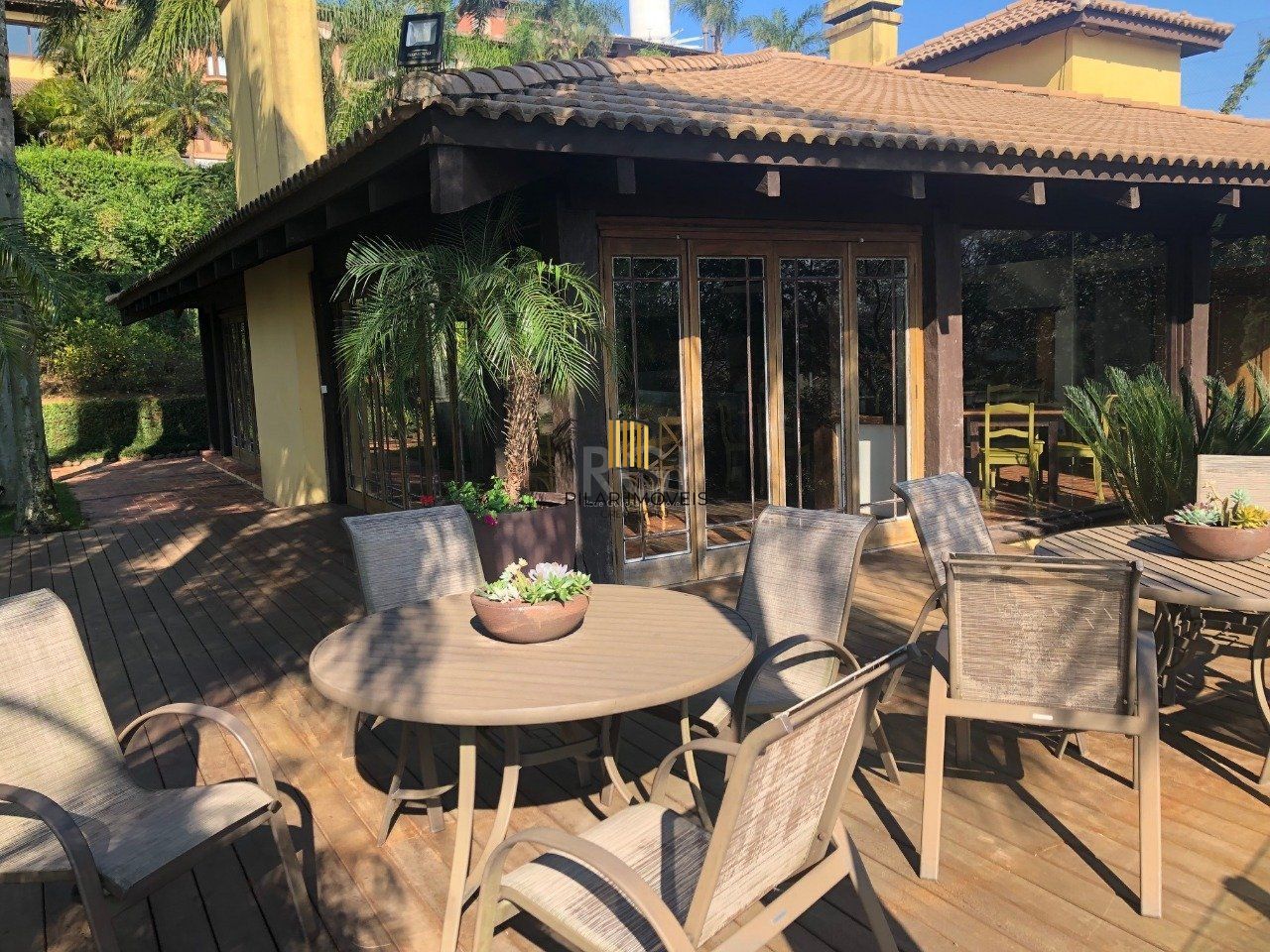 Casa Condominio para Venda - 420m², 3 dormitórios, sendo 3 suites, 2 vagas - Santa Tereza