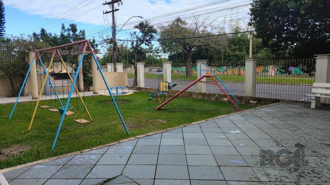 Apartamento 2 dormitórios no bairro Cristal