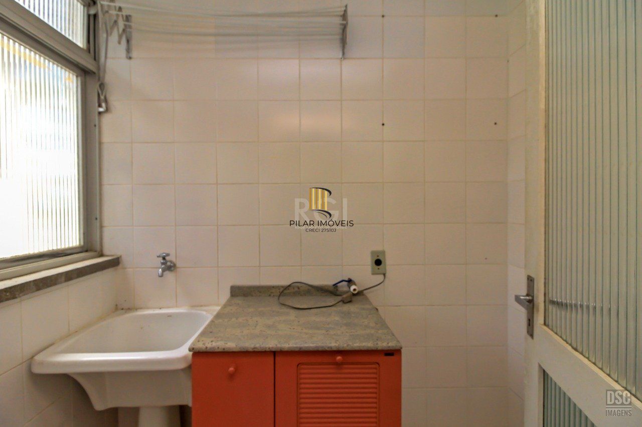 Apartamento para Venda - 60.65m², 2 dormitórios, 1 vaga - Nonoai