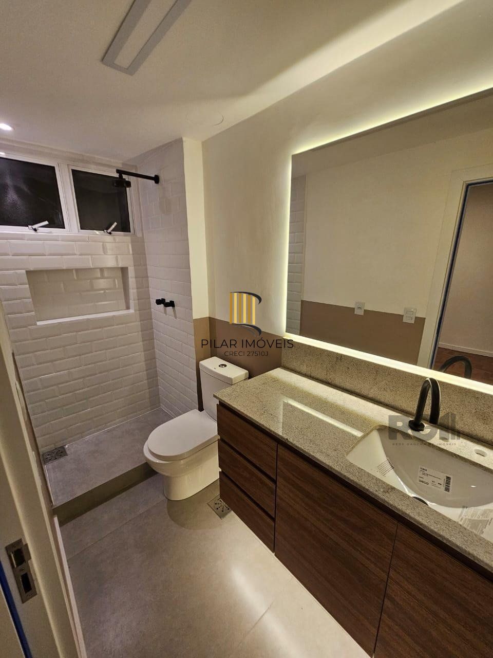 Apartamento 3 dormitórios no bairro Partenon