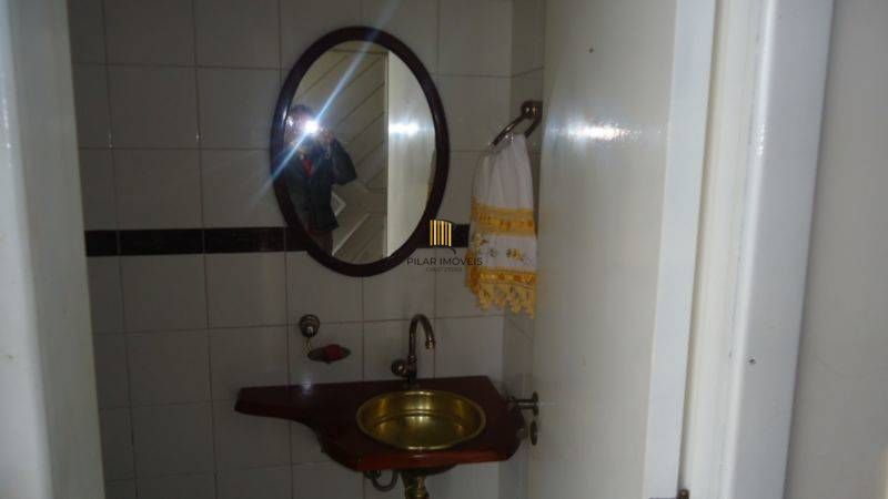 Casa para Venda - 400m², 4 dormitórios, sendo 1 suites, 4 vagas - Jardim Sabará