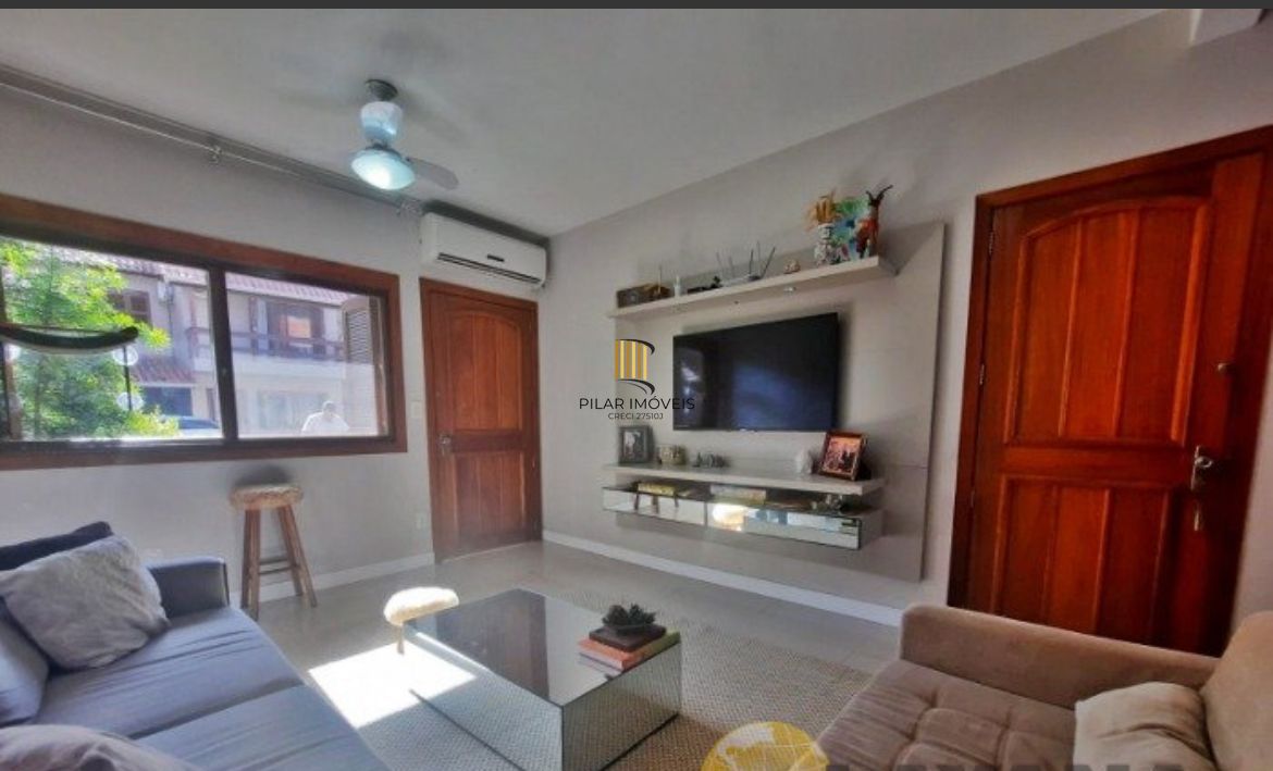 Casa de Condomínio 3 dormitórios no bairro Guarujá