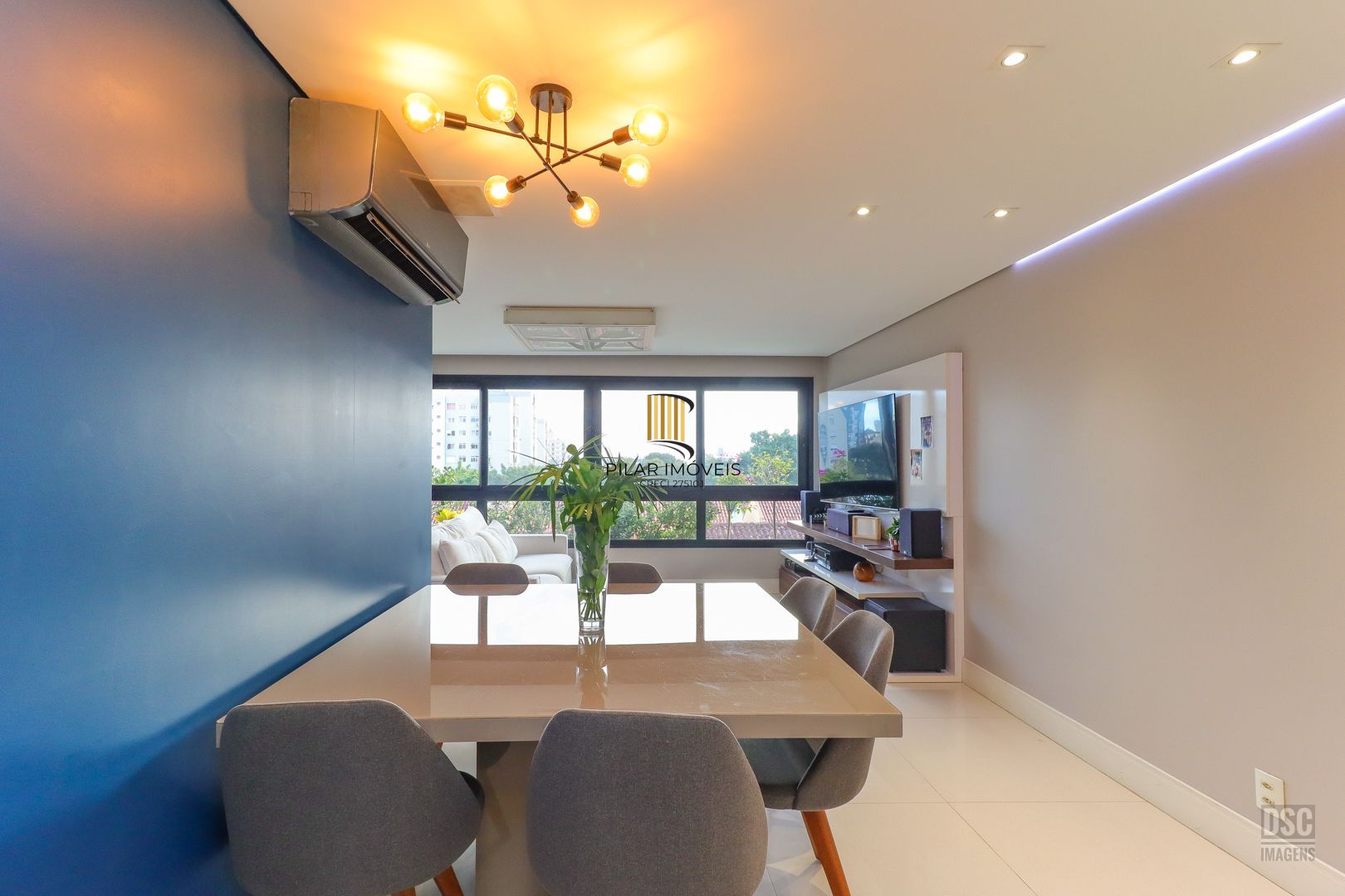 Apartamento 3 Dormitórios no Bairro Tristeza - Infra Lazer com Piscina Térmica