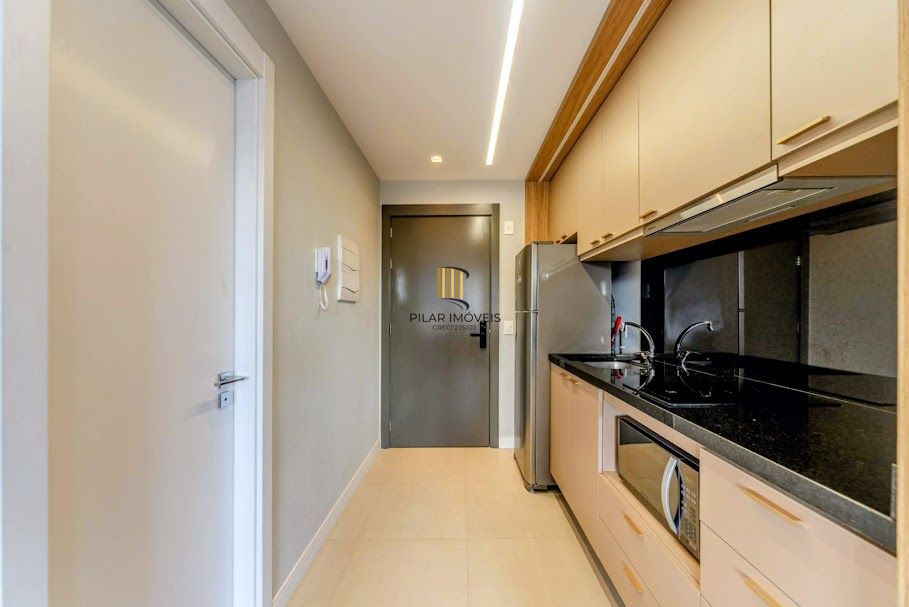 Loft no Condomínio Carlos Gomes Square no bairro Três Figueiras