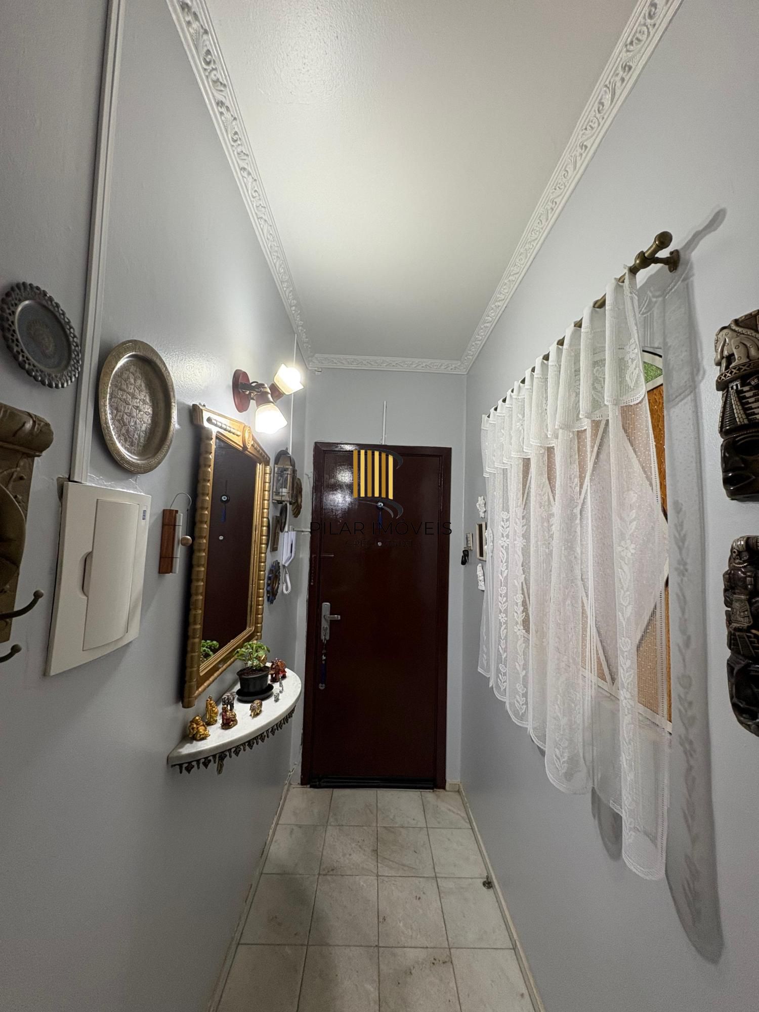Apartamento com vista para o Guaíba com 4 quartos, portaria e elevador no Centro Histórico