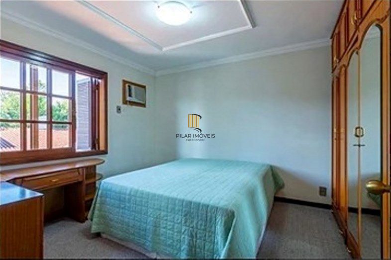 Casa 3 dormitórios no bairro Ipanema
