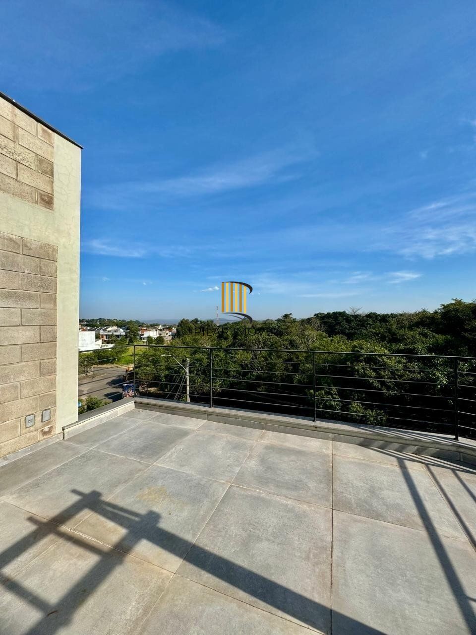 Casa 3 dormitórios no bairro Guarujá