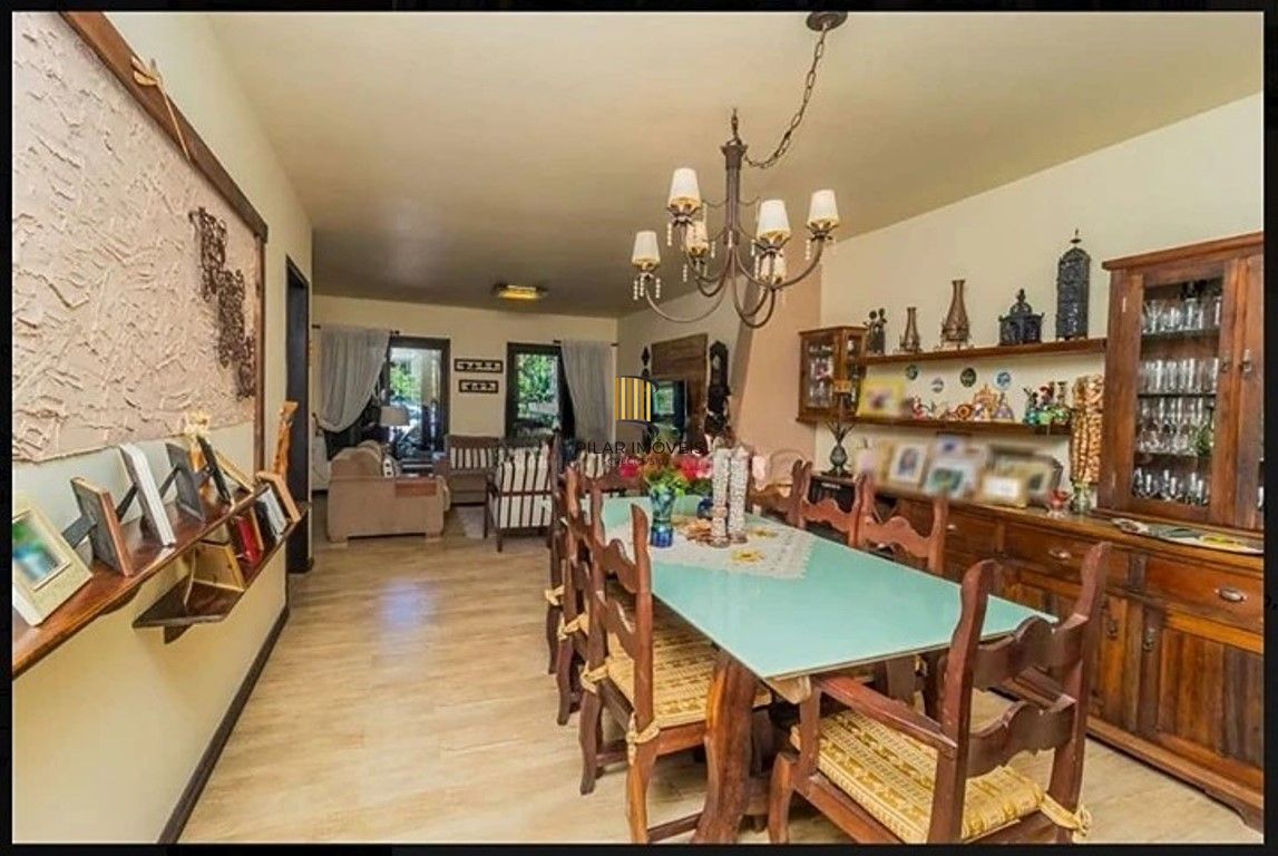 Casa 3 dormitórios no bairro Espírito Santo